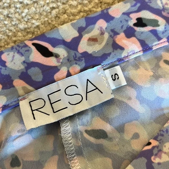 Revolve skirt size S. - Picture 2 of 2